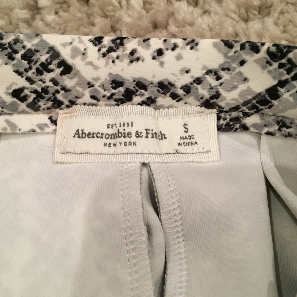 Snakeskin Pattern Circle Skirt - image 4